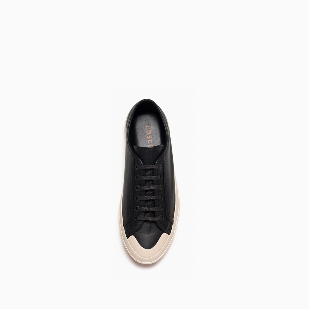 The Resistencia Jet Black