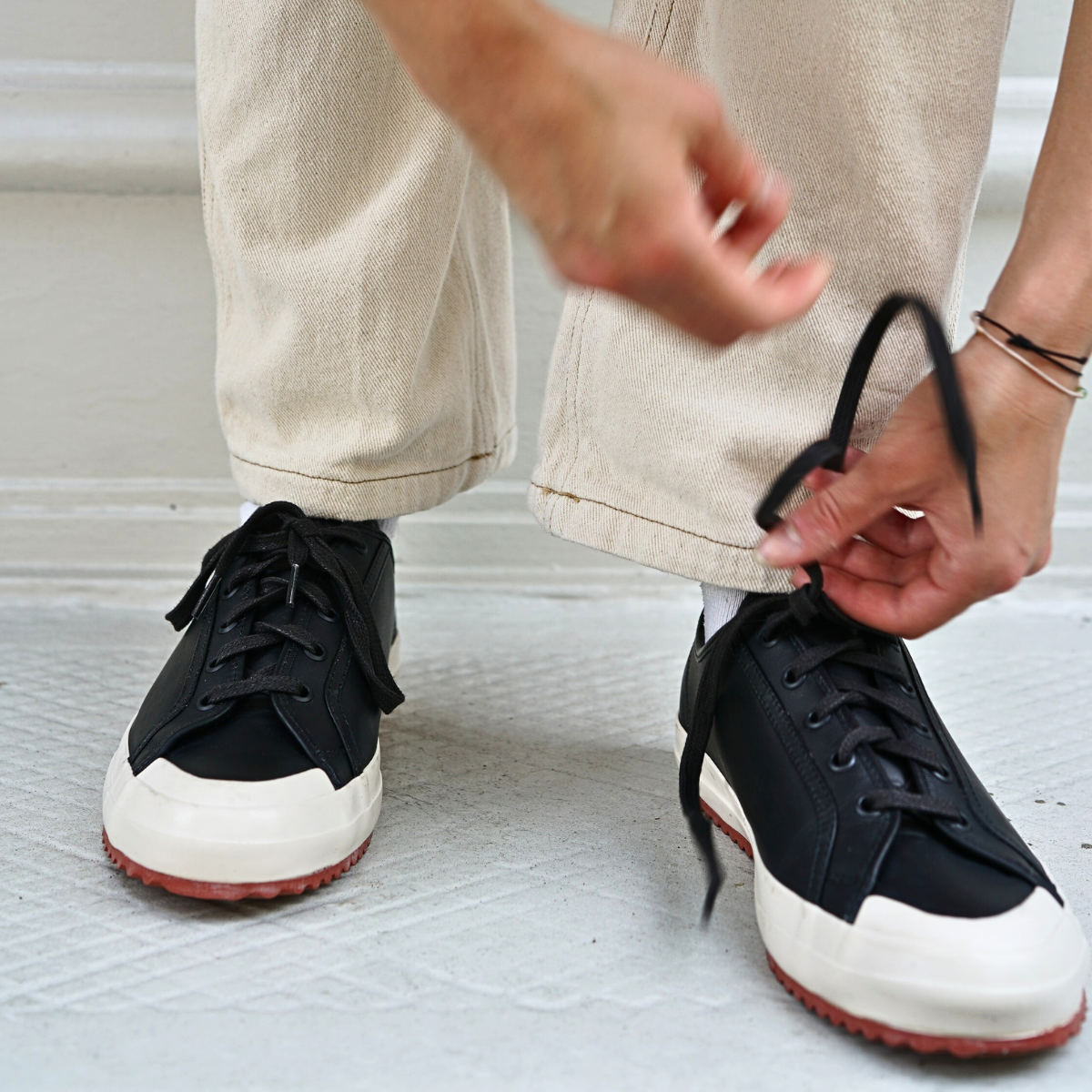 The Resistencia Jet Black
